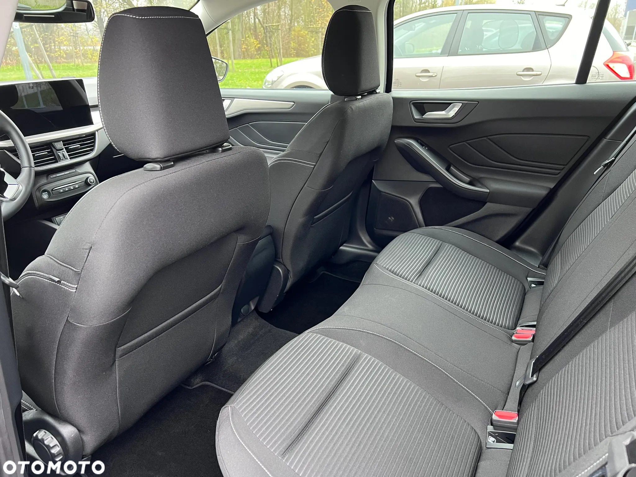 Ford Focus 1.0 EcoBoost Titanium - 11