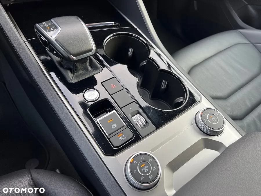 Volkswagen Touareg 3.0 V6 TDI 4Motion DPF Automatik R-Line - 19