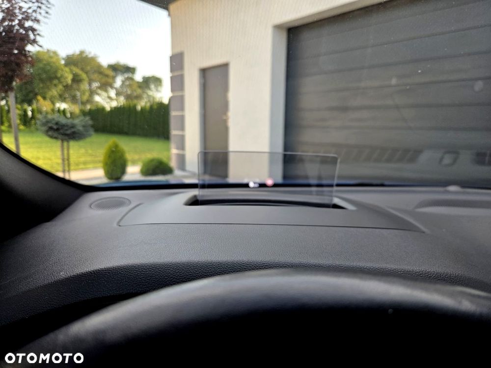 Ford Focus 1.5 EcoBlue Start-Stopp-System ST-LINE - 29
