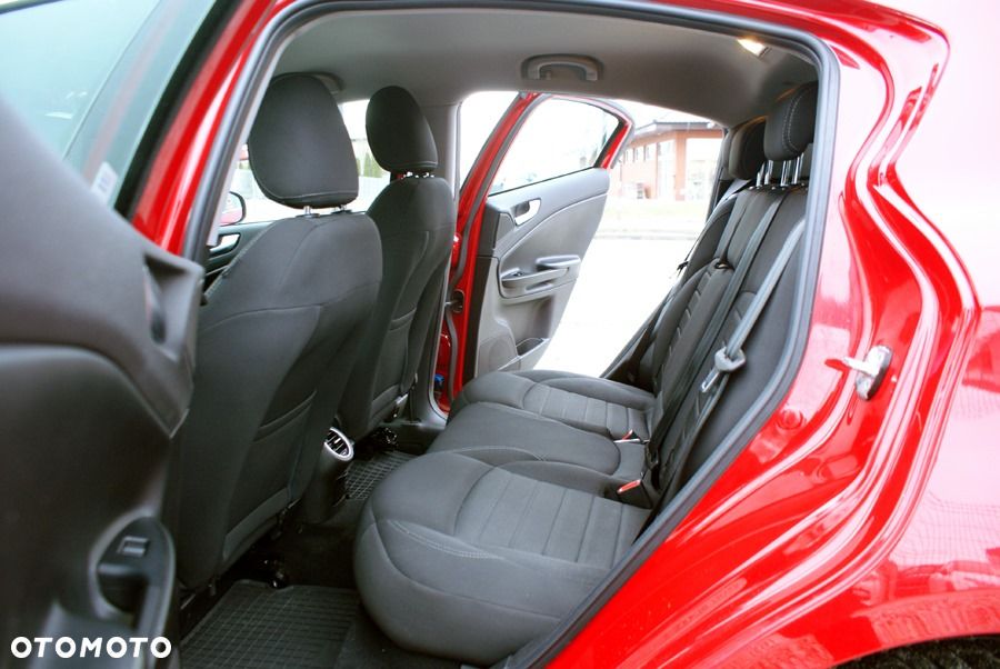Alfa Romeo Giulietta 2.0 JTDM - 6