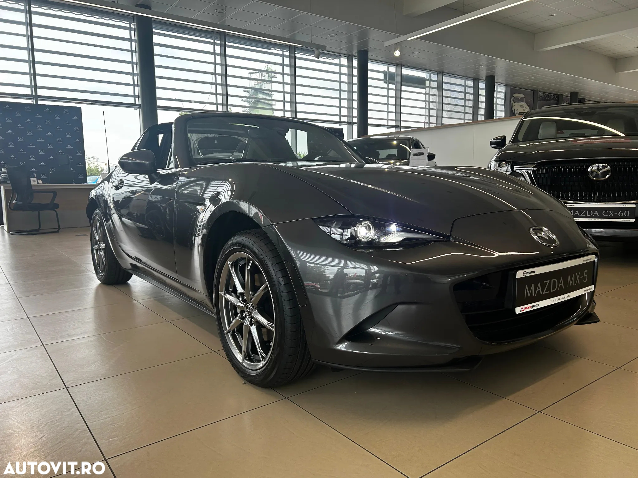 Mazda MX-5 SKYACTIV G132 Exclusive-Line - 5