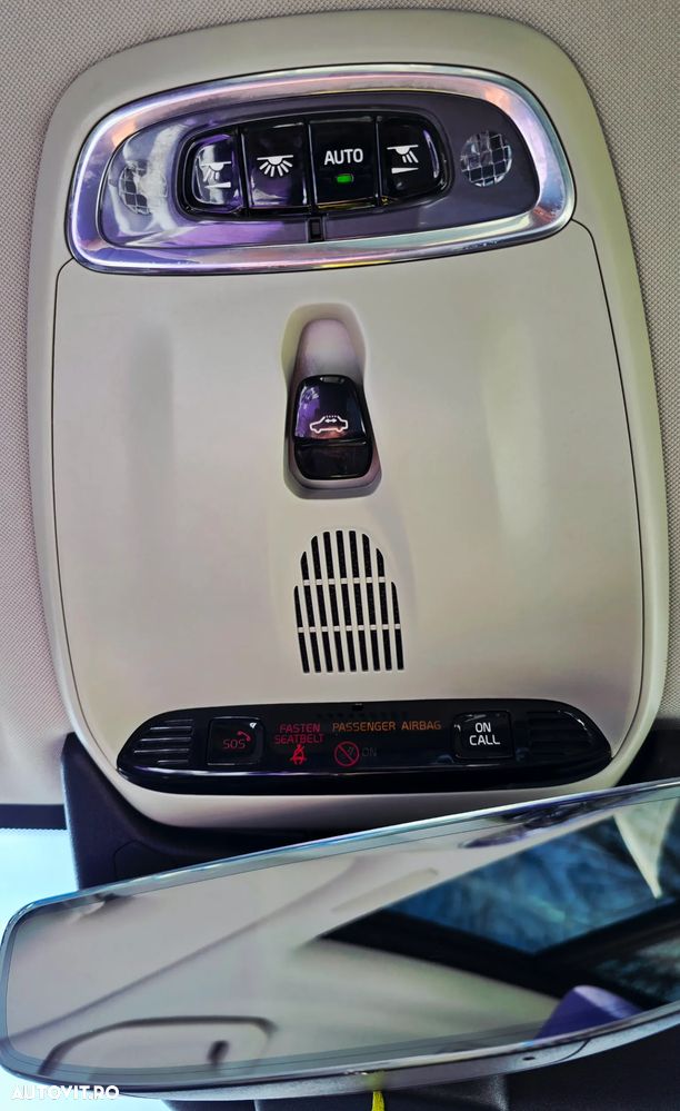 Volvo XC 60 T8 Twin Engine AWD Momentum - 19