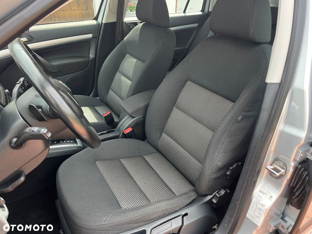 Skoda Octavia 2.0 TDI DPF 4x4 DSG Scout - 24