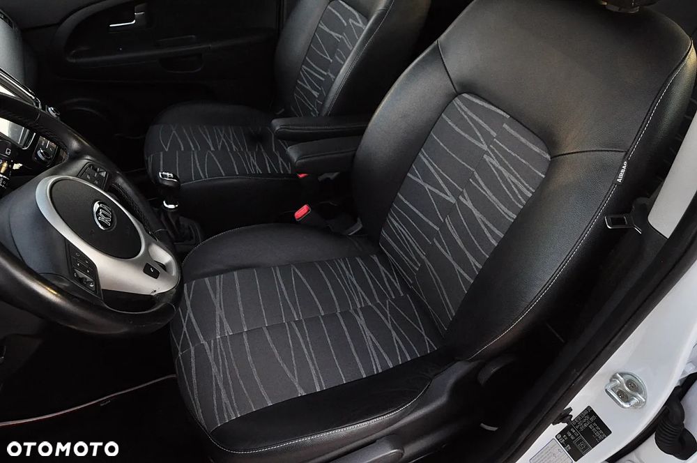 Kia Venga 1.6 CRDi 128 Spirit - 17