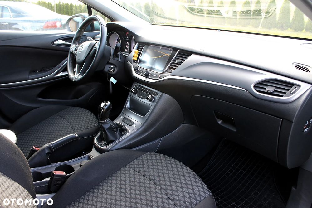Opel Astra 1.4 Turbo Innovation - 9