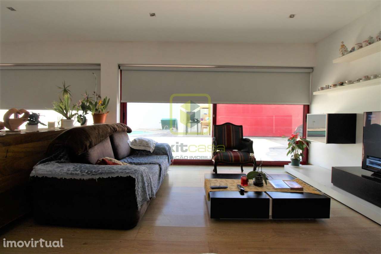 Moradia T4 - Grande imagem: 4/23