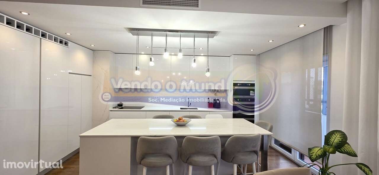Apartamento T5 em Alverca do Ribatejo (ALV250) - Grande imagem: 2/42