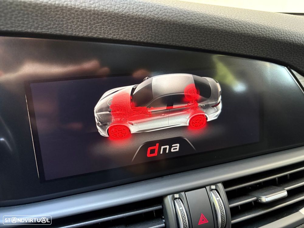 Alfa Romeo Giulia 2.2 D Super AT8 - 45