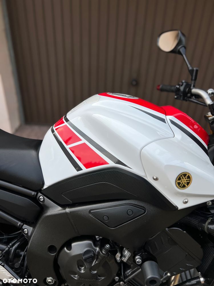 Yamaha FZ8 - 15