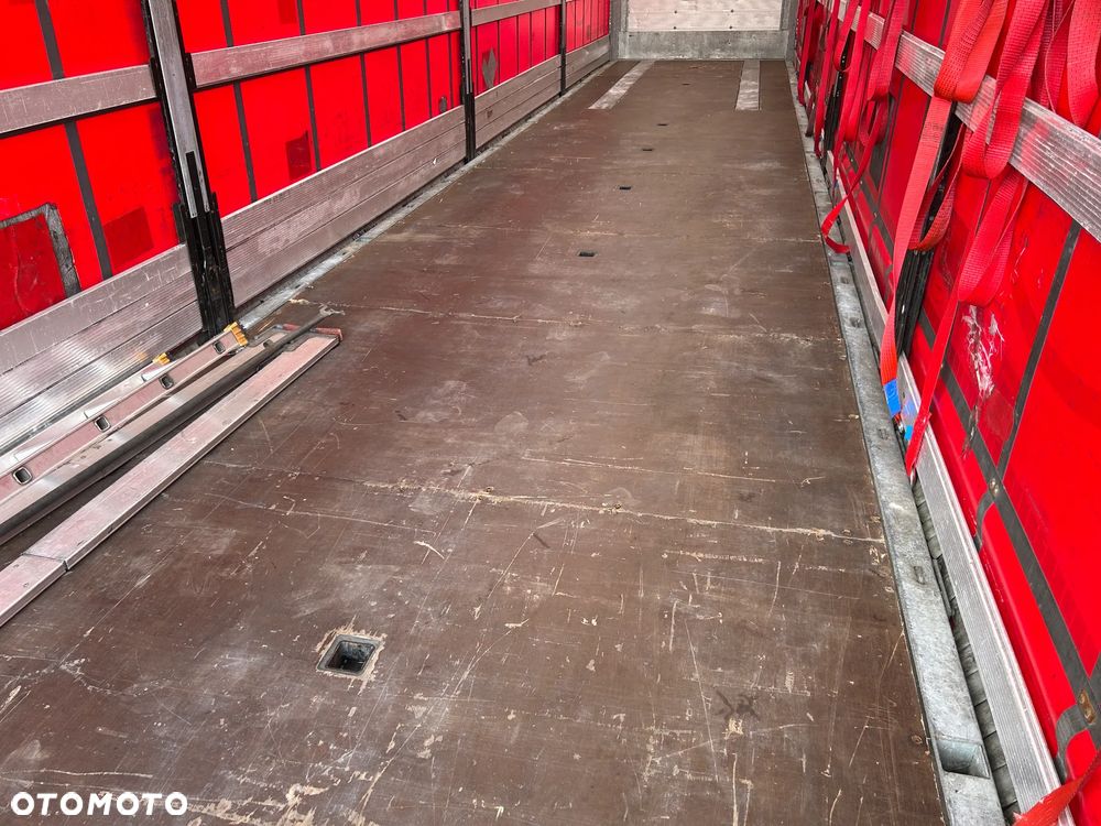 Schmitz Cargobull FIRANKA / 20 SZTUK / BARDZO ŁADNE OPONY / Z PEŁNYM WYPOSAŻENIEM DO ZAŁADUNKU / 2 KOŁA ZAPASOWE / DOSTĘPNE KOLORY SREBRNY - NIEBIESKI - CZERWONY / NOWE PLANDEKI !! - 38