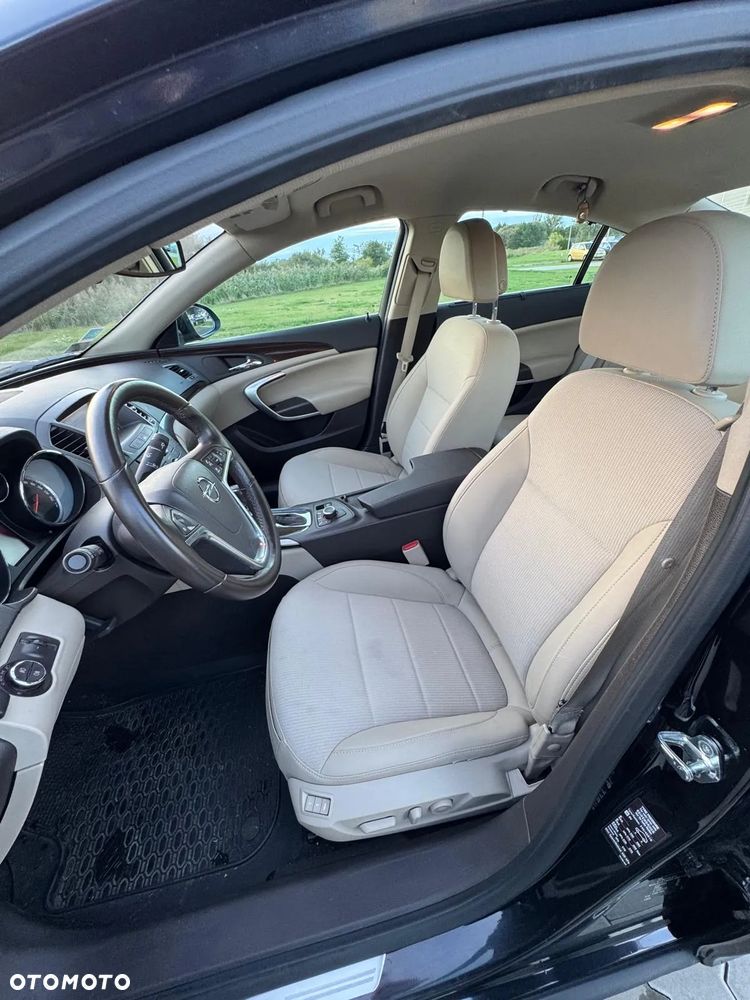 Opel Insignia - 23