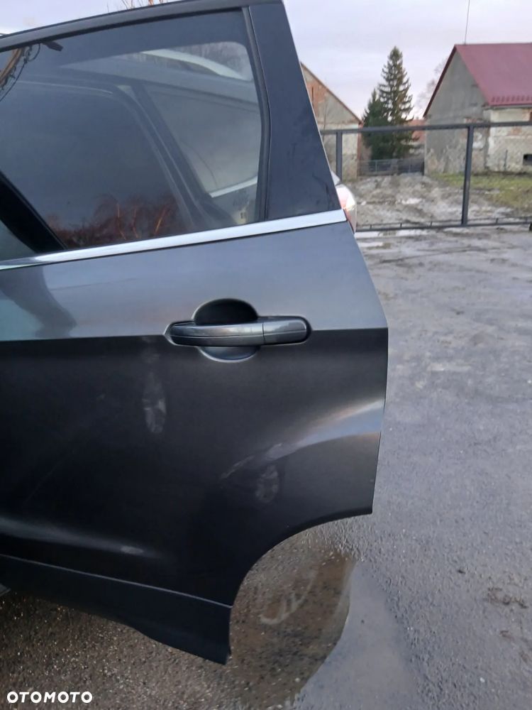 Ford Kuga 2.0 TDCi 4x4 Titanium - 13