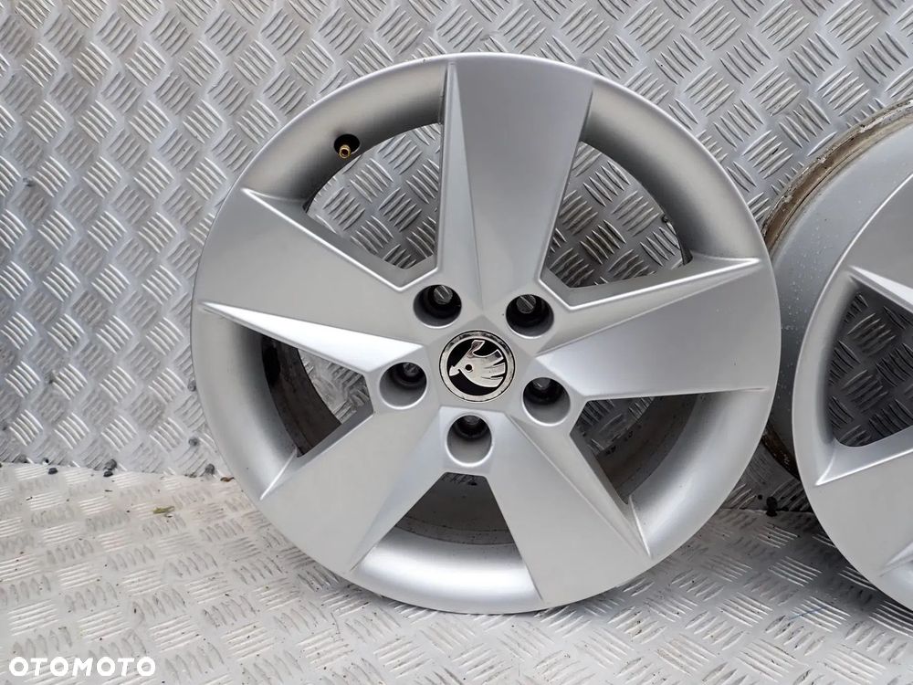 FELGI ALUMINIOWE SKODA OCTAVIA III 6,5JX16 ET46 5E0601025H - 6