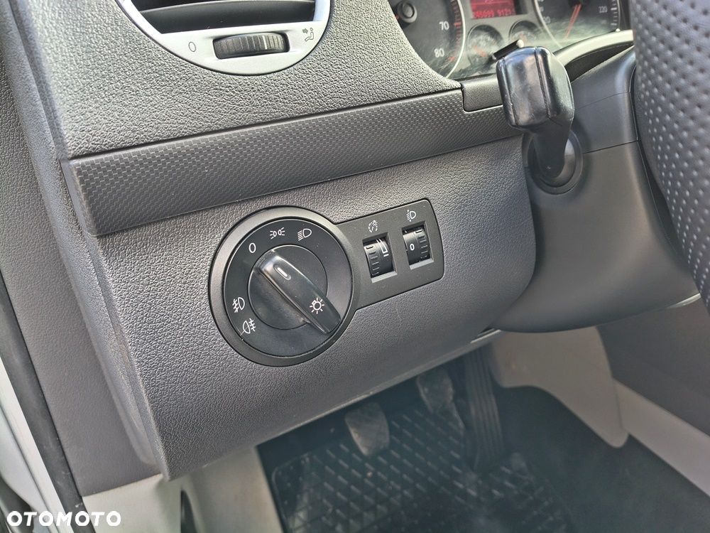 Volkswagen Caddy 1.6 Life Family (5-Si.) - 25