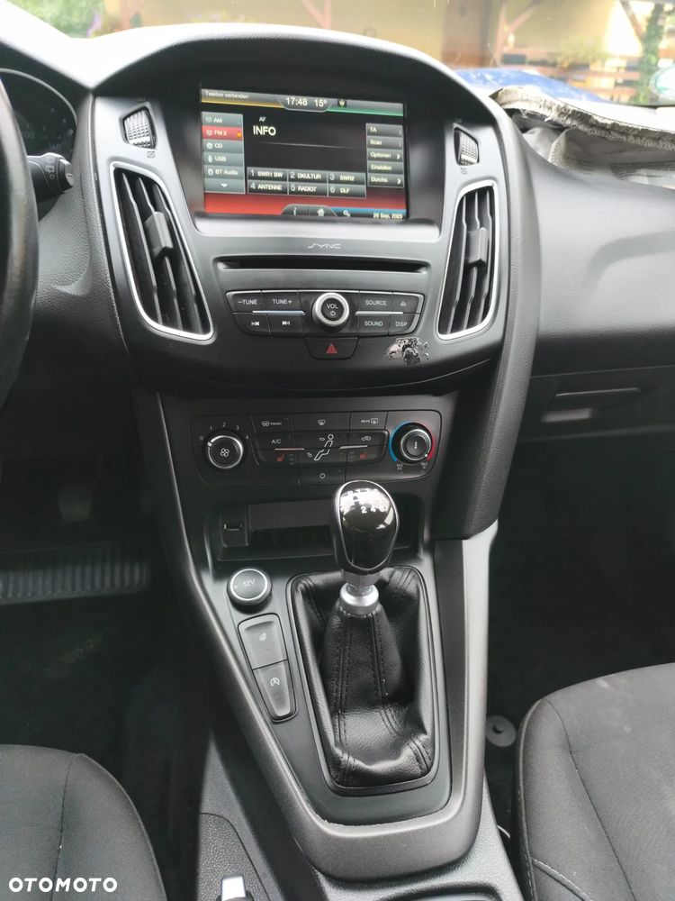 Ford Focus - 8