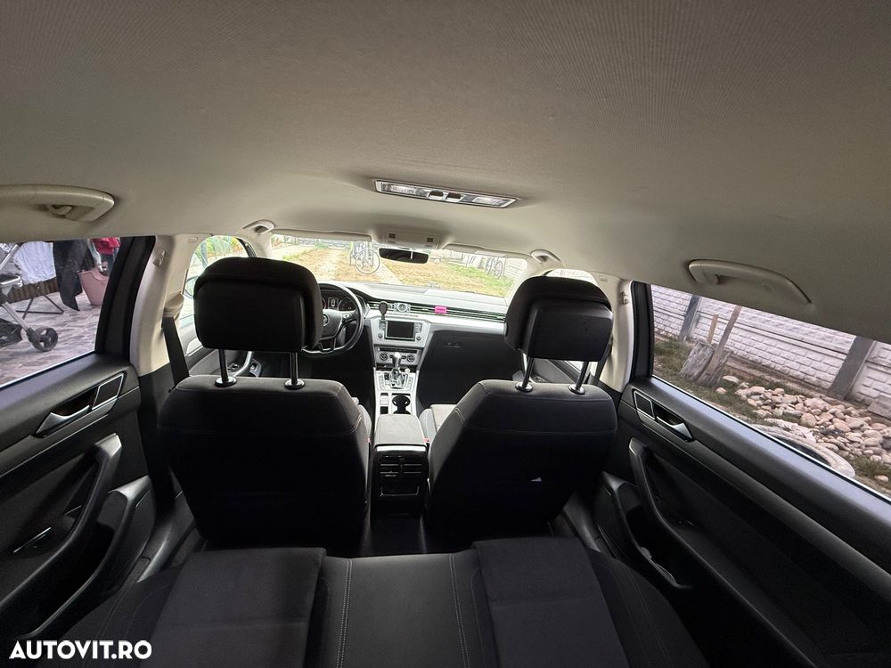 Volkswagen Passat 2.0 TDI DSG Comfortline - 4