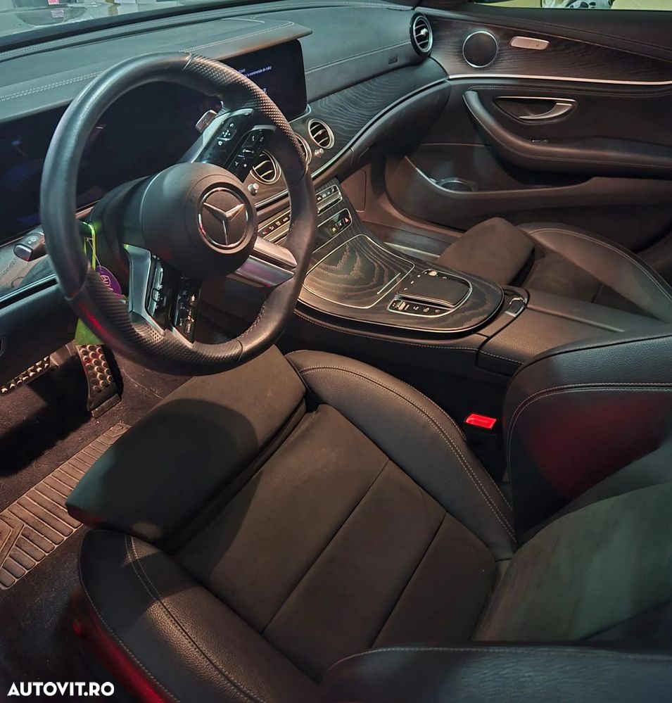 Mercedes-Benz E - 16