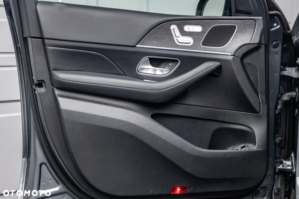 Mercedes-Benz GLE - 14