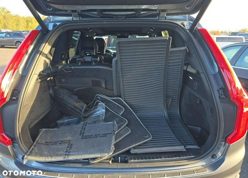 Volvo XC 90 - 10