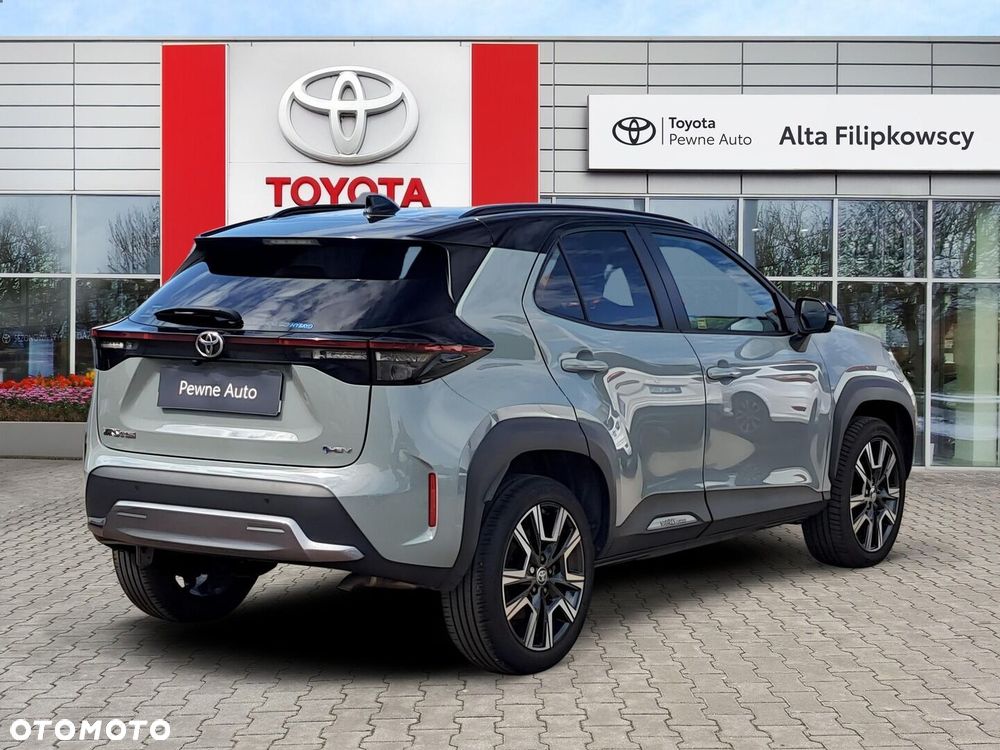 Toyota Yaris Cross Hybrid 1.5 Premiere Edition - 4