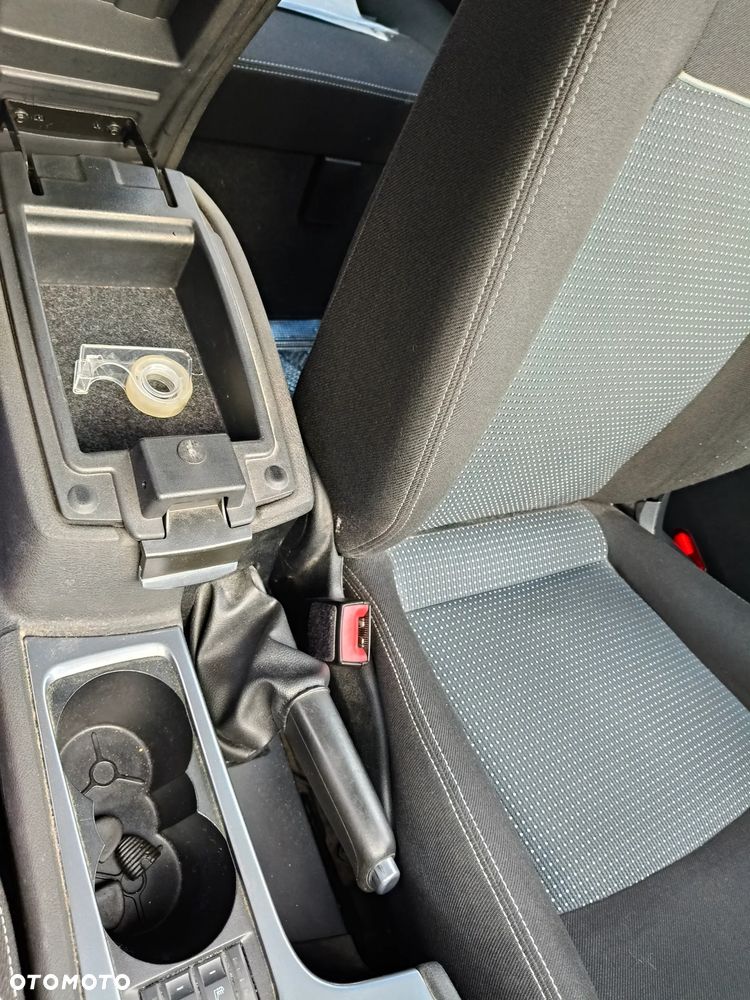 Ford Mondeo - 19