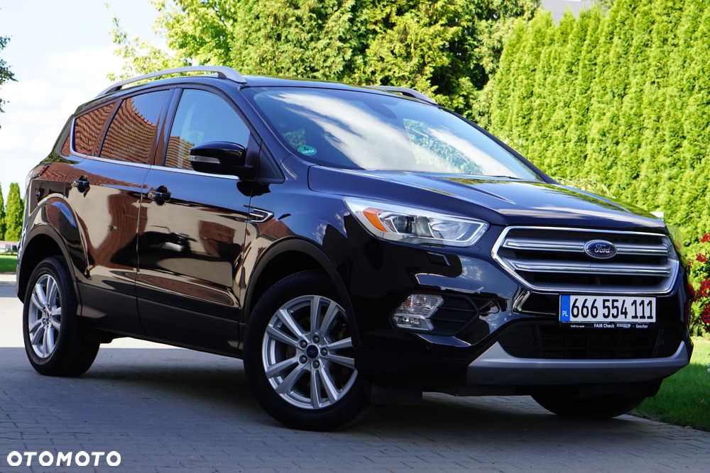 Ford Kuga - 1
