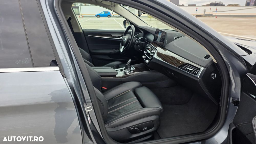 BMW Seria 5 520d Aut. Luxury Line - 26
