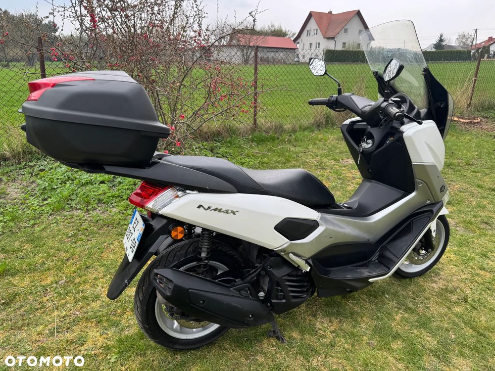 Yamaha NMAX - 9