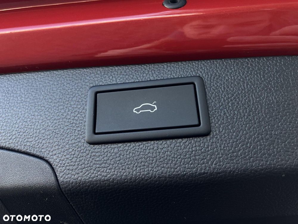 Skoda Superb 2.0 TDI SCR Selection DSG - 25