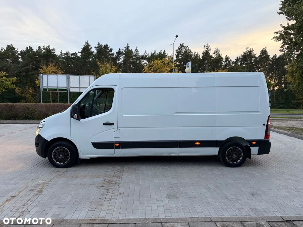 Nissan NV400 - 32