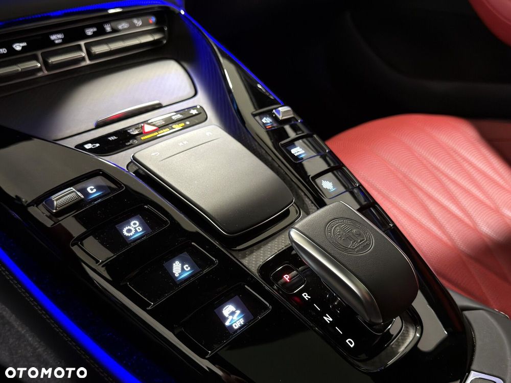 Mercedes-Benz AMG GT - 33