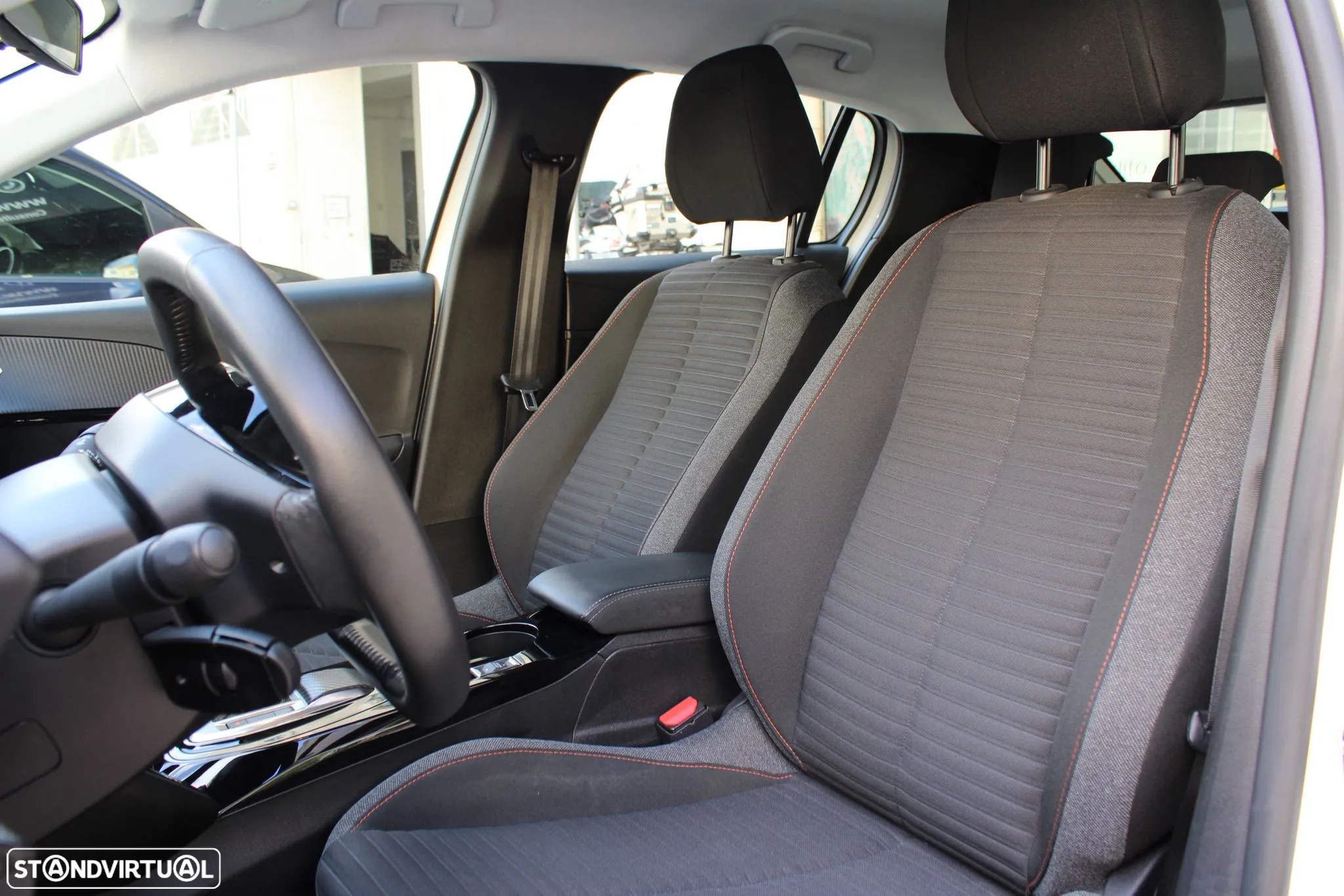 Peugeot e-208 50 kWh Active Pack - 30