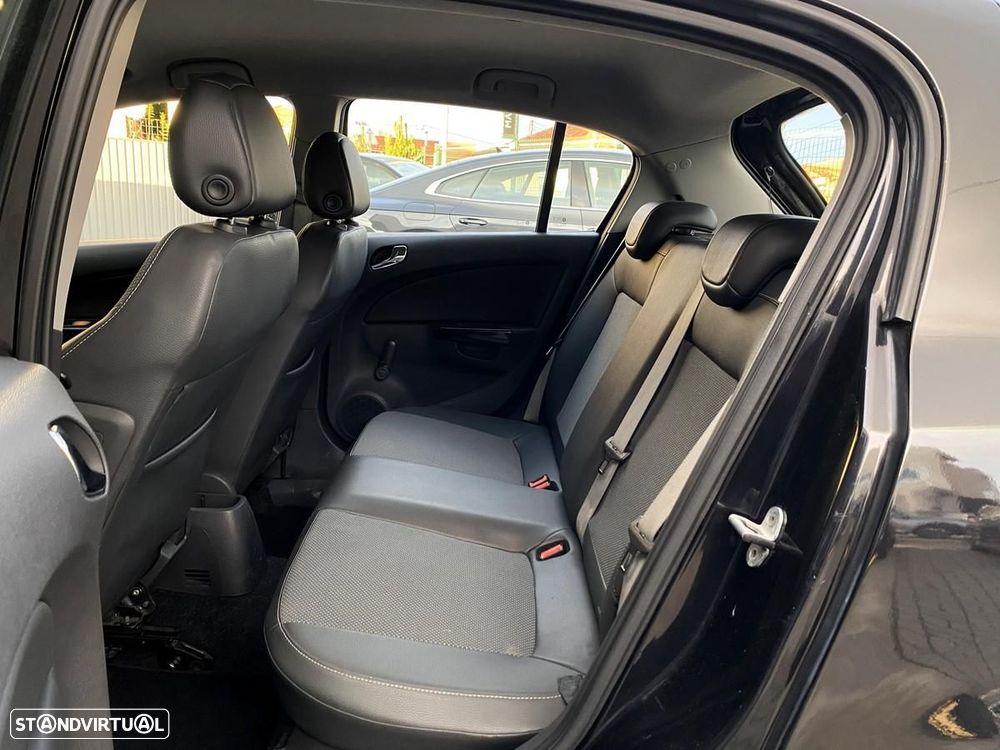 Opel Corsa 1.3 CDTi Cosmo - 25