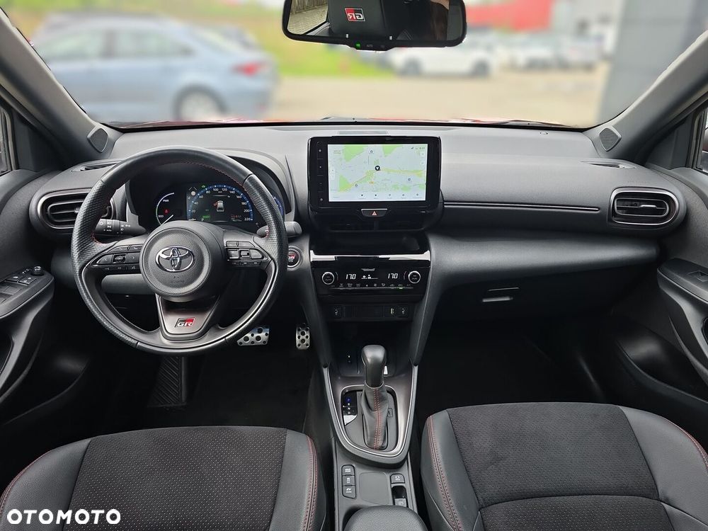 Toyota Yaris Cross Hybrid 1.5 GR Sport - 16