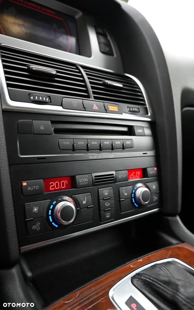 Audi Q7 4.2 FSI Quattro Tiptronic - 28