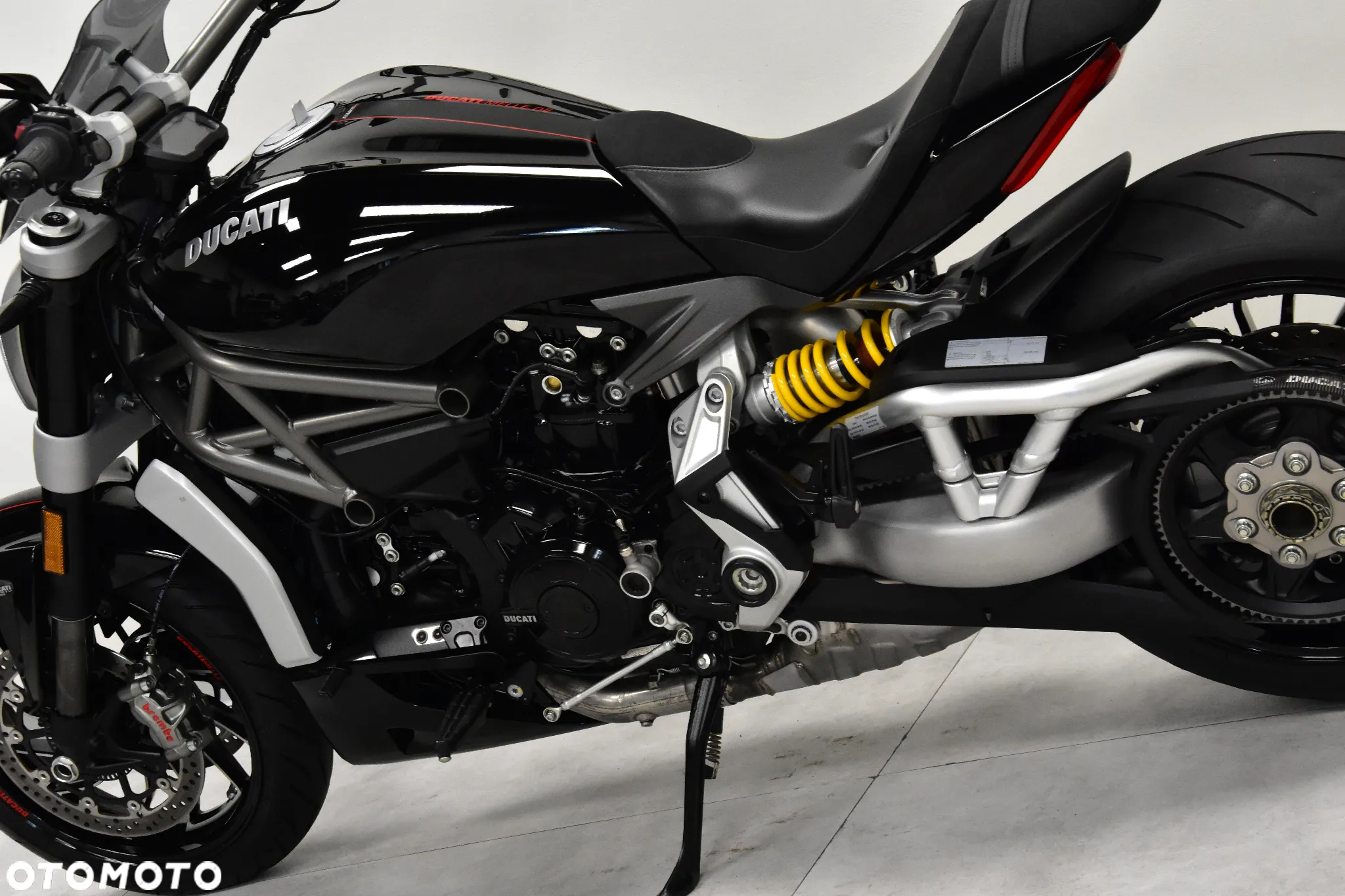 Ducati Diavel - 12