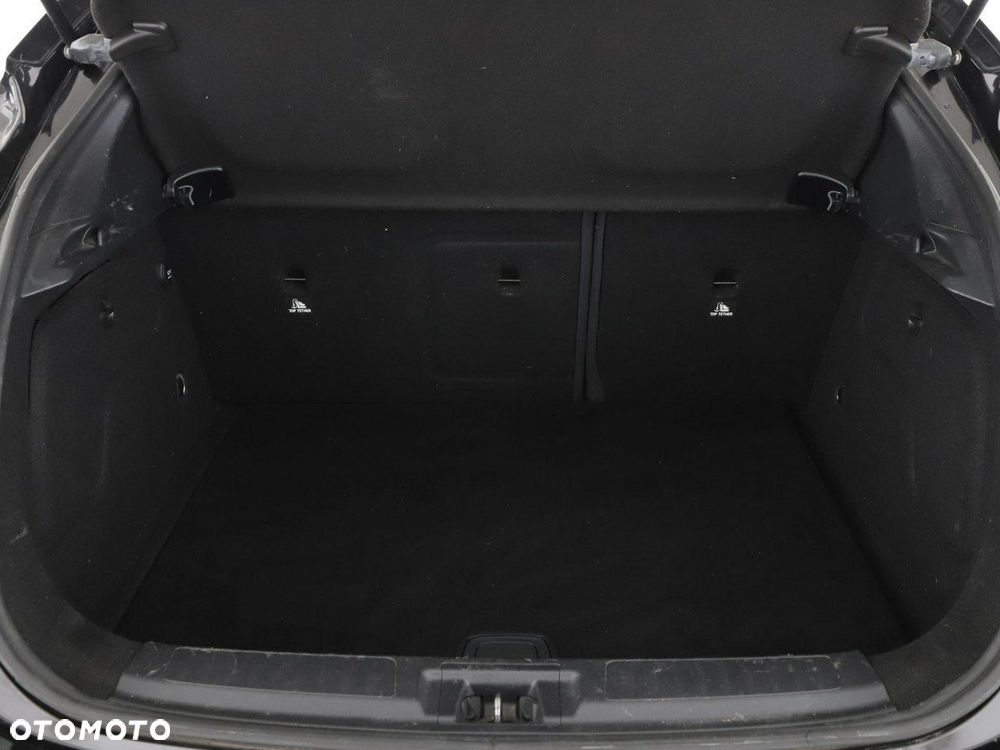 Infiniti Q30 1.5d Premium - 21