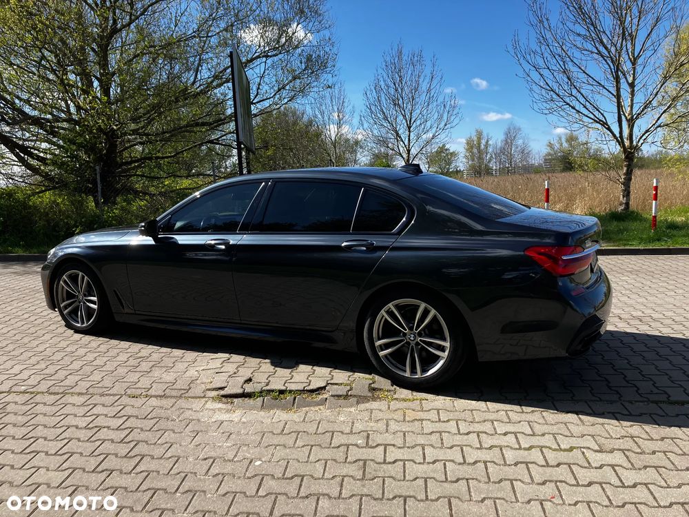 BMW Seria 7 740Li - 6