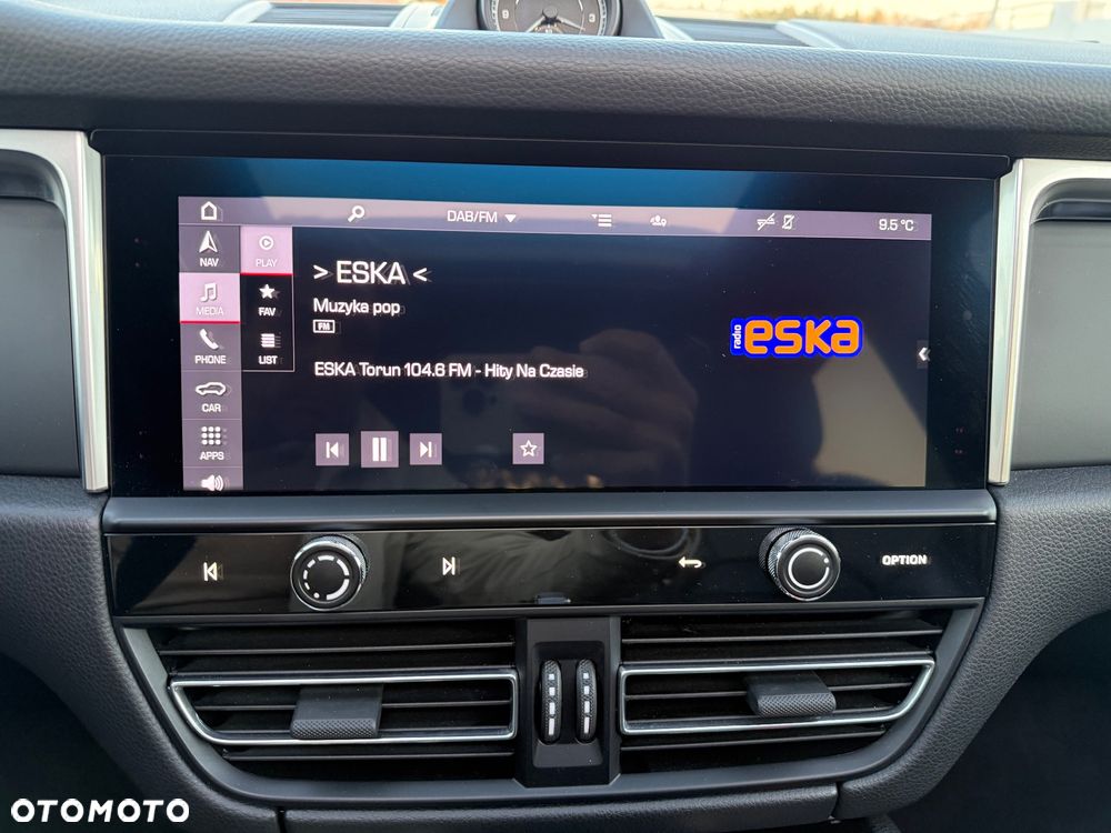 Porsche Macan Standard - 17