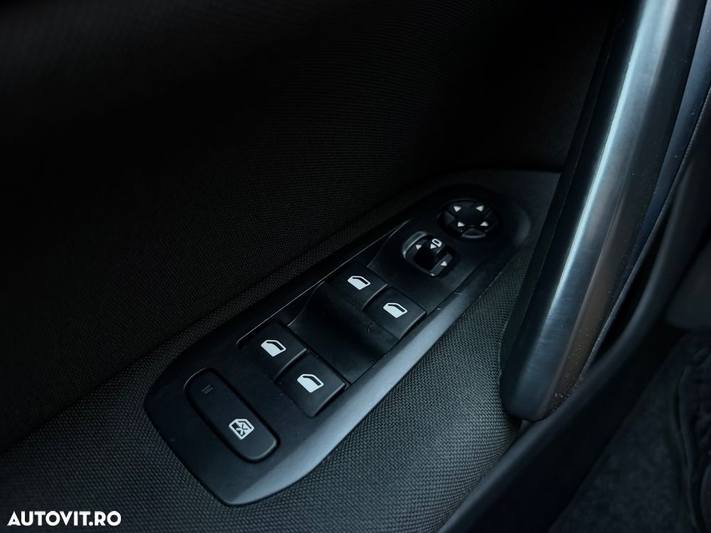 Peugeot 308 PureTech 130 Stop & Start Style - 29
