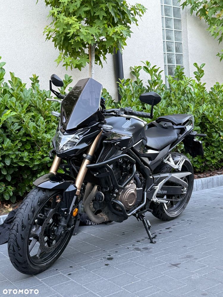 Honda CB - 1
