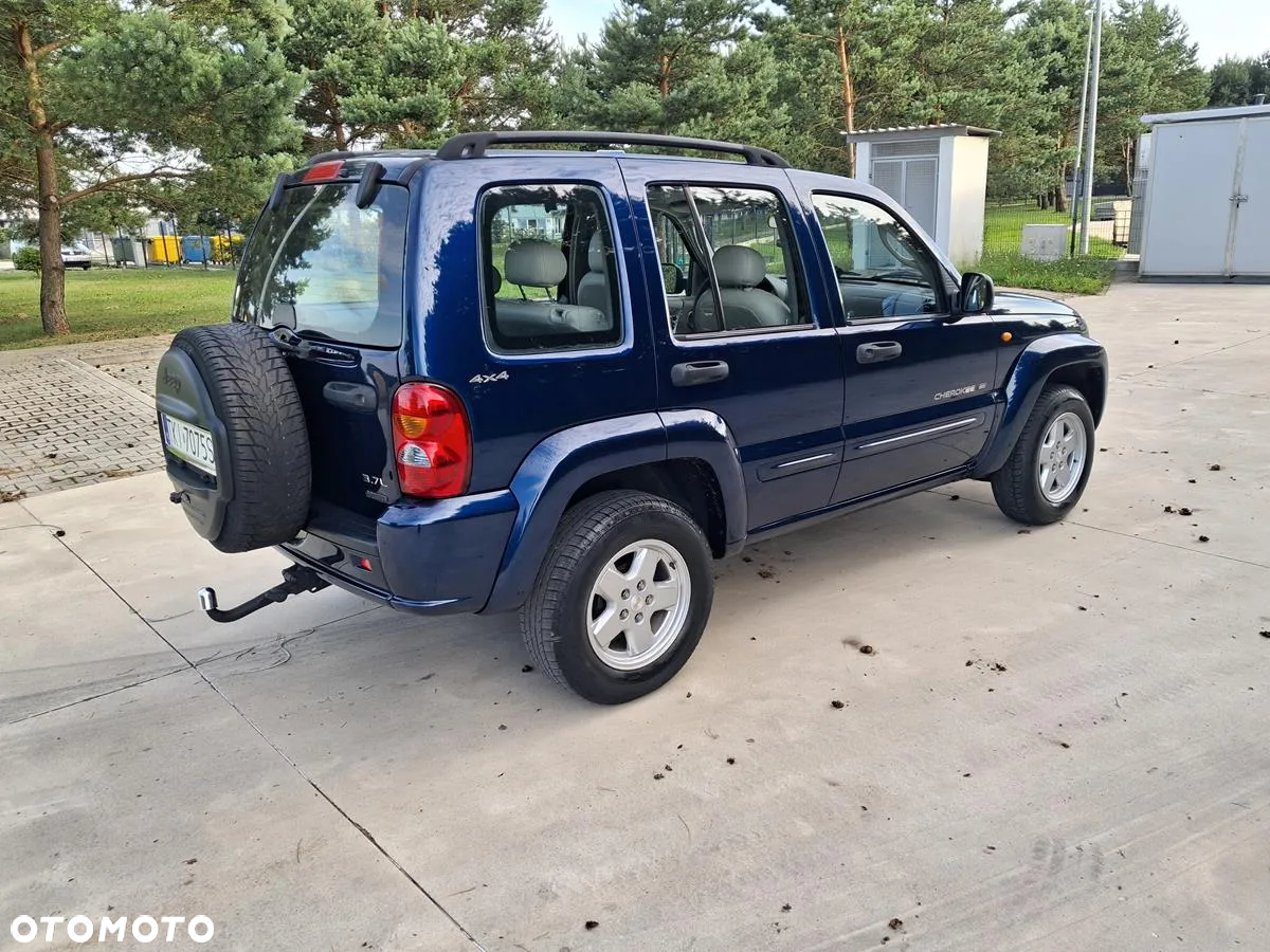Jeep Cherokee 3.7 Limited - 14