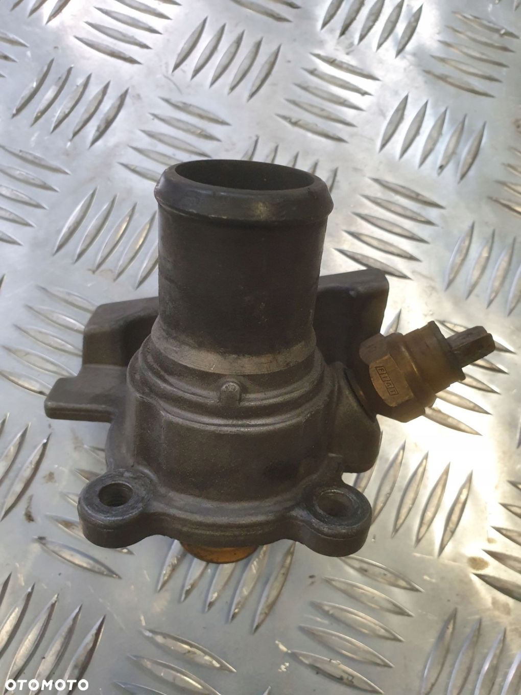 Termostat Iveco Daily 2.3 504387382 - 1