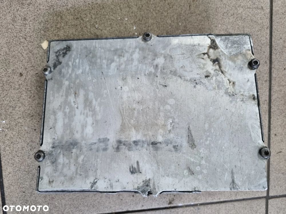 TŁUMIK DRGAŃ PRZEKŁADNI KĄTOWEJ 4X4 VOLVO - 2