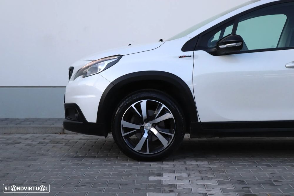 Peugeot 2008 1.2 PureTech GT Line - 26