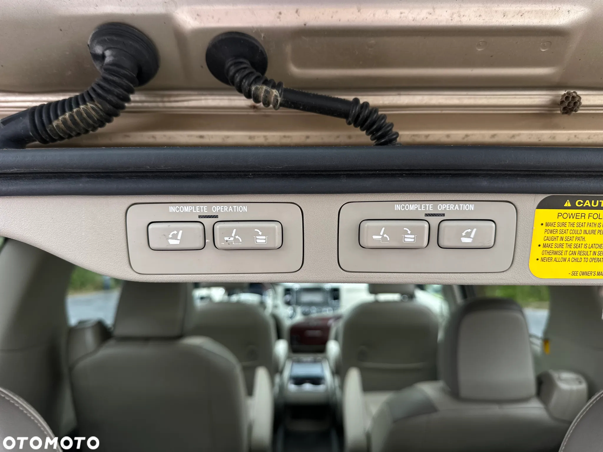 Toyota Sienna - 24