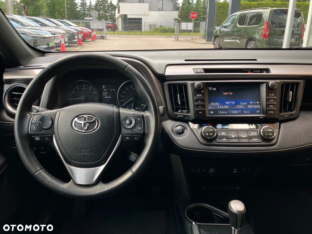 Toyota RAV4 2.0 Premium 4x4 MS - 23