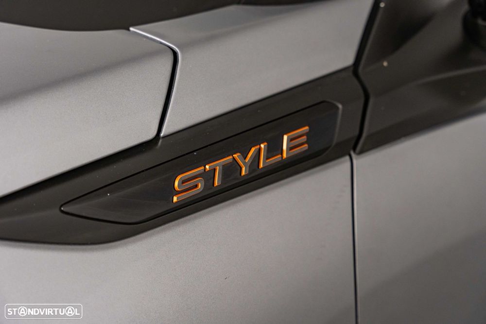 Peugeot 2008 1.2 Hybrid Style e-DCS6 - 13