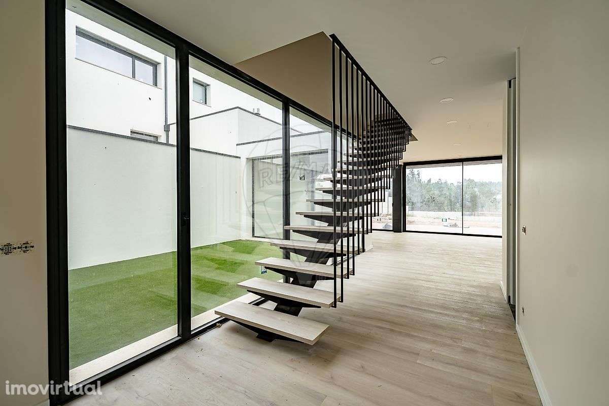 Moradia T4 para venda - Grande imagem: 3/36