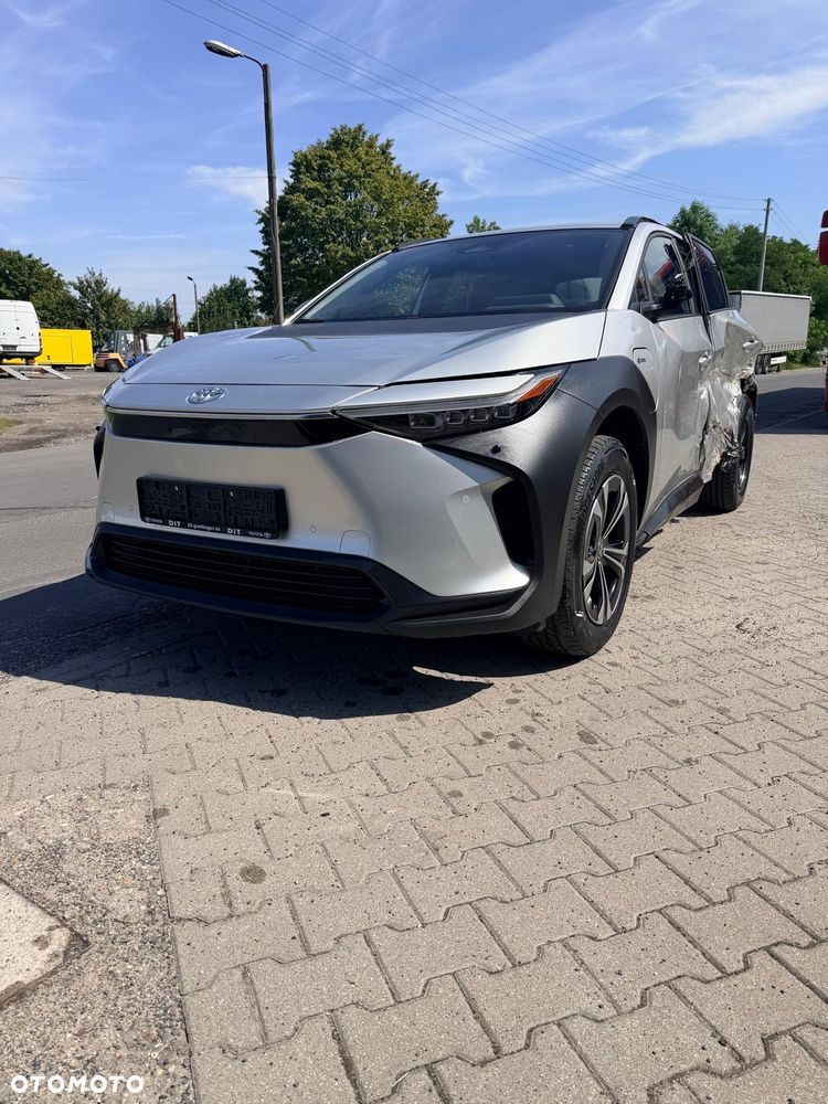Toyota bZ4X Comfort - 1
